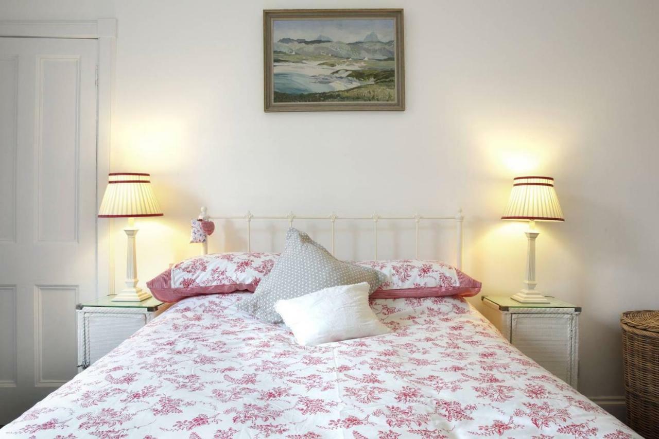 5 Star Beautiful & Vintage, Spacious Apt In Chic Location! Édimbourg Extérieur photo